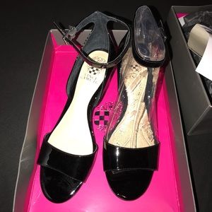 ❗️SOLD❗️New Vince Camuto Wedge Sandals Sz 8.5